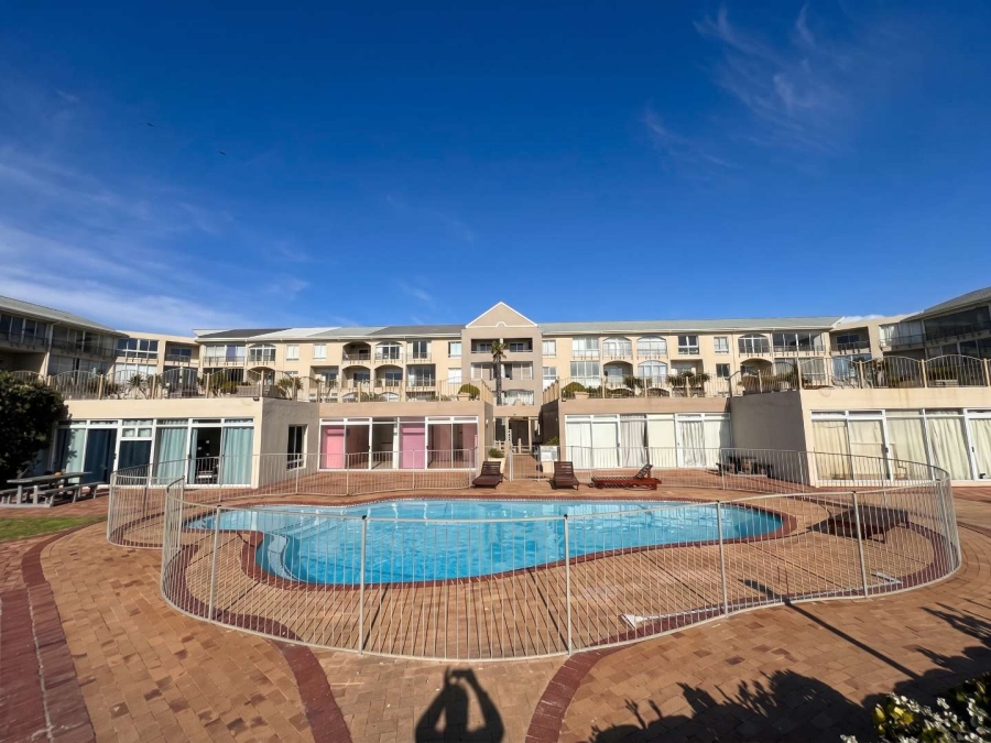 2 Bedroom Property for Sale in Lagoon Beach Western Cape
